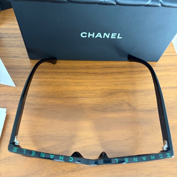 Chanel Sunglasses - Picture 2 of 8